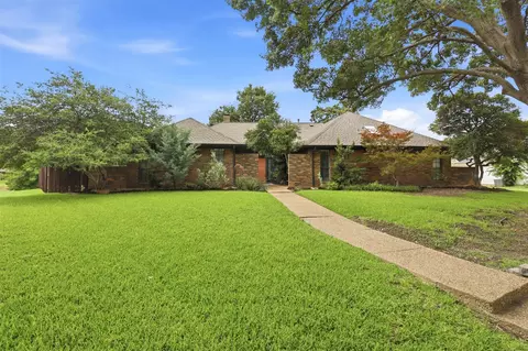 2626 Mariposa Cir, Plano, TX 75075