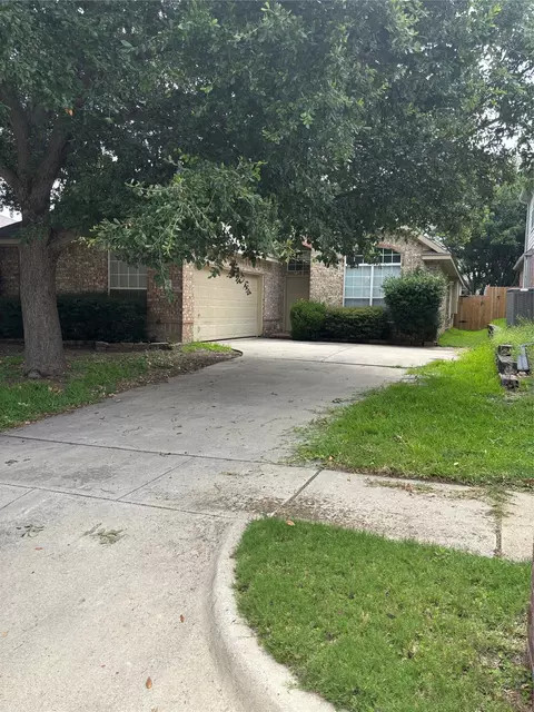 5012 Woodmeadow Dr, Fort Worth, TX 76135