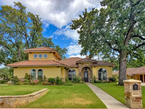 1012 Catalina Bay Blvd, Granbury, TX 76048