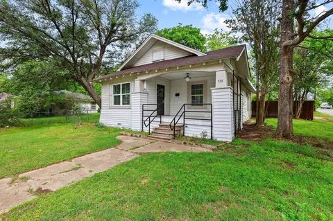 537 E Sears St, Denison, TX 75021