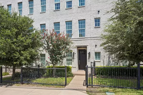 7333 Valley View Ln #807, Dallas, TX 75240