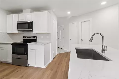 Kitchen - 1503 Springtree Cir, Richardson, TX 75082 photo 1 of 1
