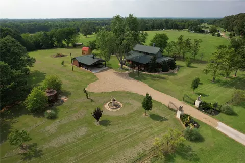 1847 N State Highway 19 Hwy, Emory, TX 75440