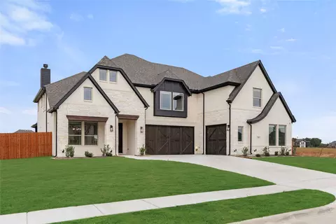 151 Memory Ln, Waxahachie, TX 75165