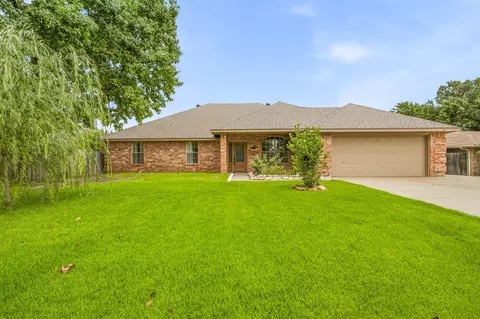 5614 Hondo Dr, Granbury, TX 76049