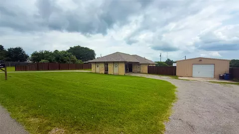 1356 Kerry Ln, Azle, TX 76020