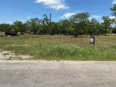 201 NE 22nd St, Cisco, TX 76437 photo 2