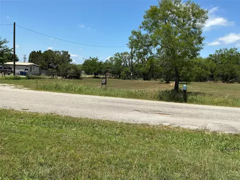 201 NE 22nd St, Cisco, TX 76437 photo 3