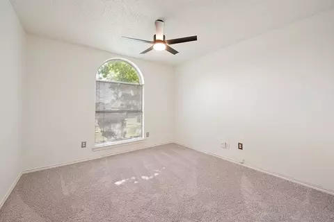 Bedroom - 2907 Clairemont Ln, Euless, TX 76039 photo 7 of 7