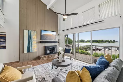 300 Rush Creek Dr #5, Heath, TX 75032