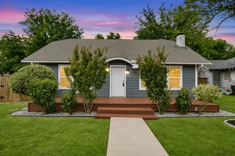 304 W 4th St, Ferris, TX 75125