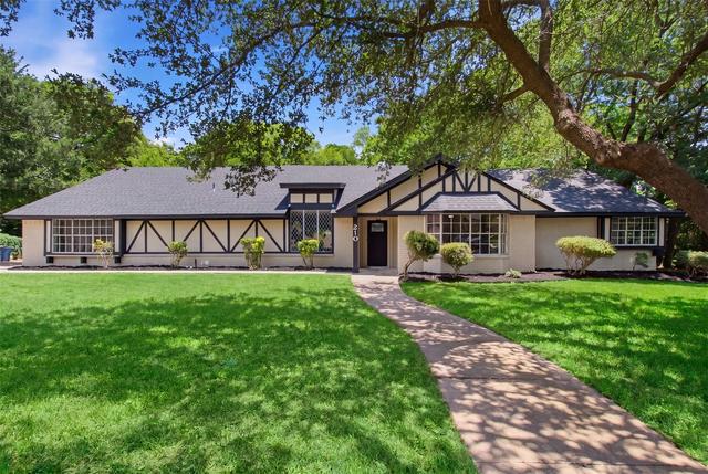 210 Squirebrook Dr, Desoto, TX 75115