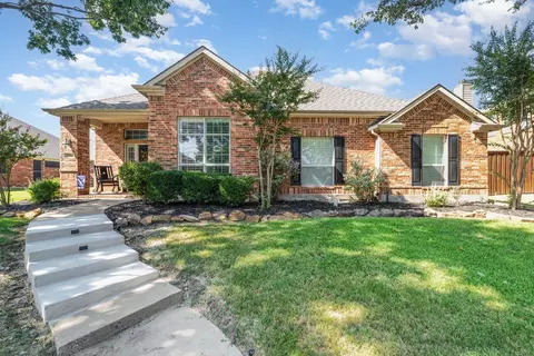 2084 Barret Dr, Frisco, TX 75033