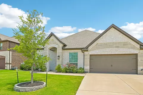 7720 Sweet Sorghum St, Joshua, TX 76058