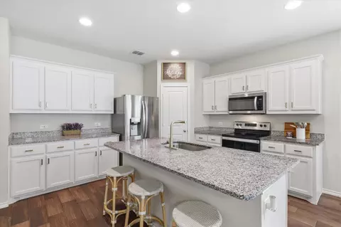 8993 Fair Oaks Dr, Providence Village, TX 76227