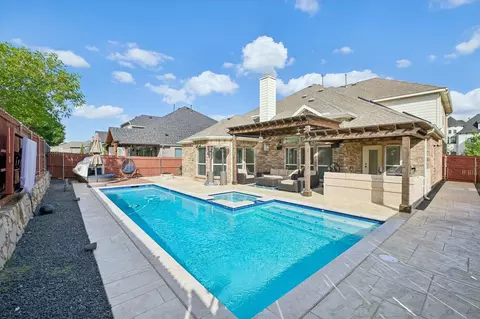 720 Yarrow St, Little Elm, TX 75068