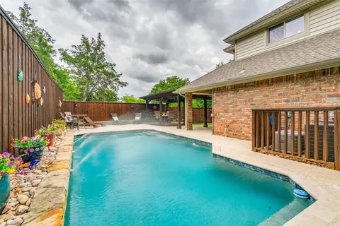 102 Sunday Haus Ln, Highland Village, TX 75077