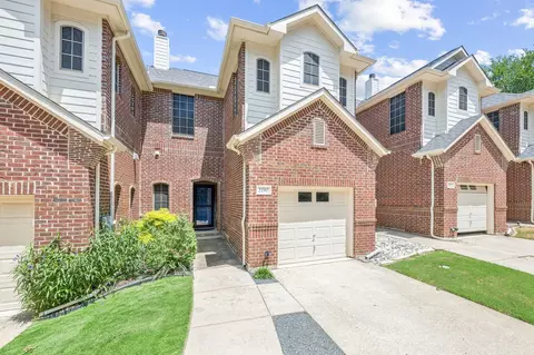 2190 Mcpherson Dr, Grapevine, TX 76051