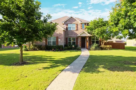 341 Vista Park Dr, Sunnyvale, TX 75182