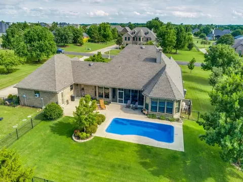 2860 Forest Dr, Celina, TX 75009