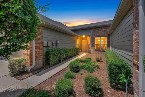 3105 Judge Holland Ln, Plano, TX 75025