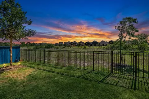 Exterior - 720 Skyview Ct, Celina, TX 75009 photo 3 of 11