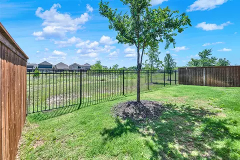 Exterior - 720 Skyview Ct, Celina, TX 75009 photo 8 of 11