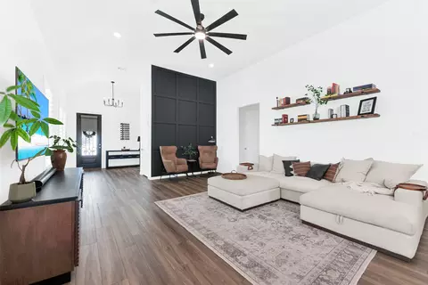720 Skyview Ct, Celina, TX 75009