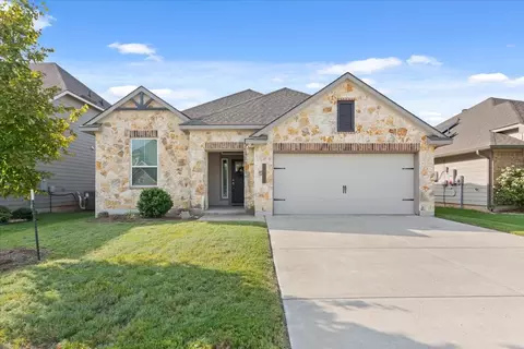 Exterior - 3613 Beutel Rd, Lorena, TX 76655 photo 5 of 7