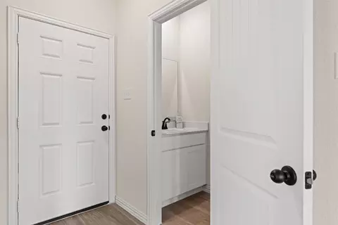 Entry Way - 11404 Themis Ct, Lorena, TX 76655 photo 3 of 3