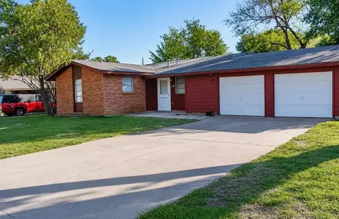 3422 Princeton Dr, Irving, TX 75062