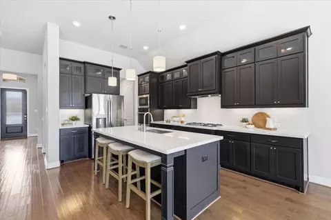 Kitchen - 6612 Dolan Falls Dr, Argyle, TX 76226 photo 2 of 3