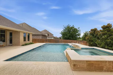 Exterior - 6612 Dolan Falls Dr, Argyle, TX 76226 photo 10 of 11