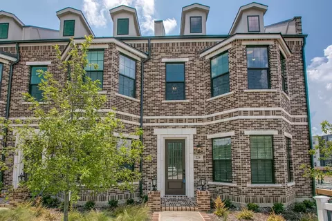 224 Morningside Dr, Roanoke, TX 76262