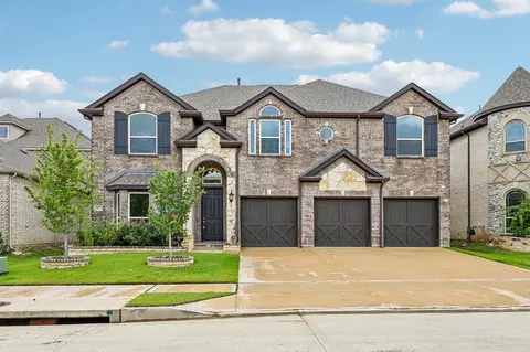5828 Painswick Dr, Aubrey, TX 76227
