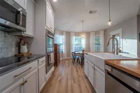 Kitchen - 5521 Wisdom Ct, Waco, TX 76708 photo 2 of 2