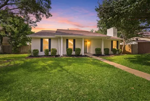 2604 Peppertree Pl, Plano, TX 75074