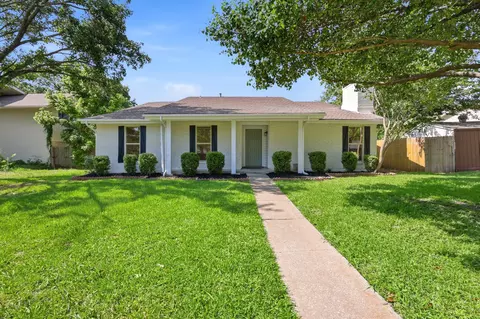 2604 Peppertree Pl, Plano, TX 75074