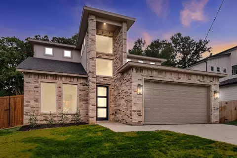 173 W W Shr, Lewisville, TX 75057