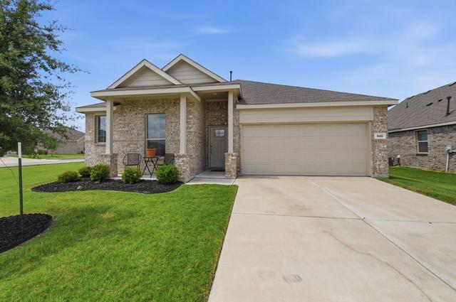 948 High Noon Dr, Fort Worth, TX 76052