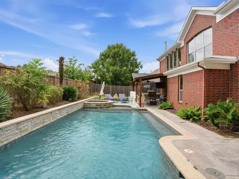 Exterior - 8405 Player Dr, Rowlett, TX 75089 photo 5 of 7