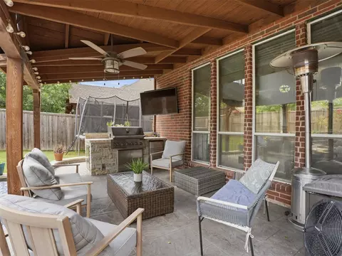 Exterior - 8405 Player Dr, Rowlett, TX 75089 photo 3 of 7
