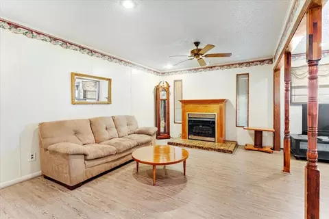 Living - 3472 Desvoignes Rd, Denison, TX 75021 photo 3 of 3