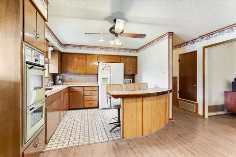 Kitchen - 3472 Desvoignes Rd, Denison, TX 75021 photo 1 of 2