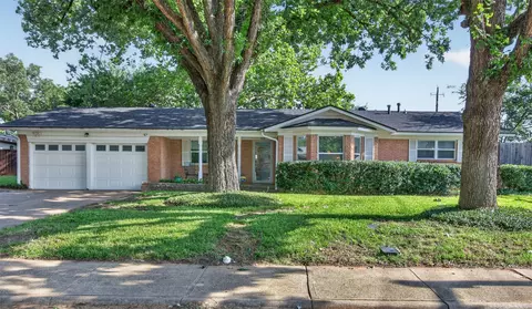 1601 W Tucker Blvd, Arlington, TX 76013