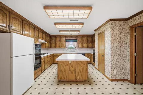 Kitchen - 7900 Highway 6, De Leon, TX 76444 photo 2 of 2