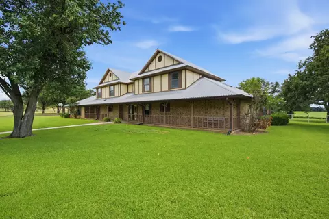 Exterior - 7900 Highway 6, De Leon, TX 76444 photo 2 of 6