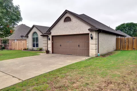 305 Aspen Ct W, Aledo, TX 76008
