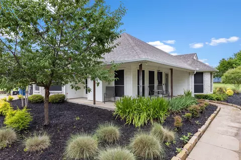 545 Mustang Ct, Lavon, TX 75166