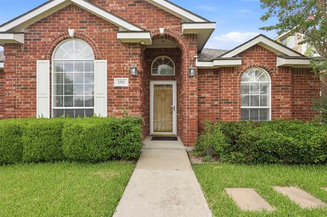 2501 Saddlehorn Dr, Mesquite, TX 75181